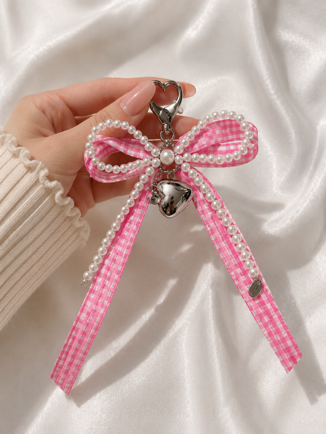 Blushing Heart Bow Charm
